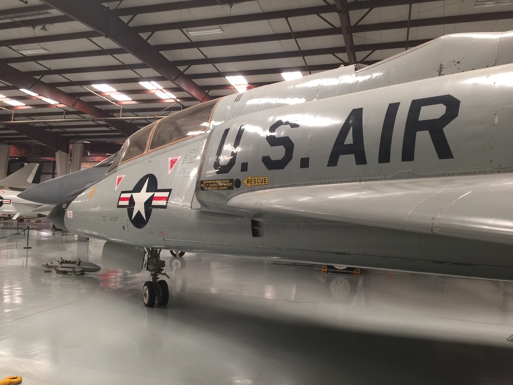 Static Display Survivors / 572513 (B) Yanks Chino CA | F-106 Delta Dart ...